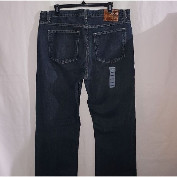 Great Northwest Clothing Company Relaxed Fit Blue Jeans Size 36x32 - Picture 4 of 7
